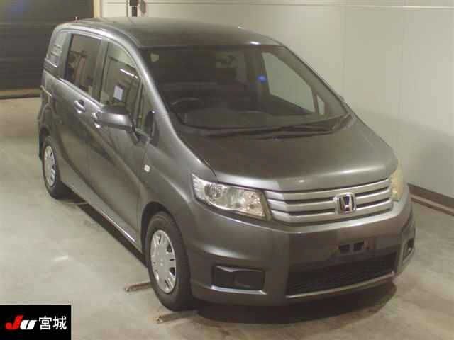 4106 Honda Freed spike GB3 2011 г. (JU Miyagi)